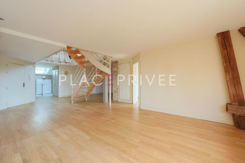 Appartement - 193 m² - 6 pièces