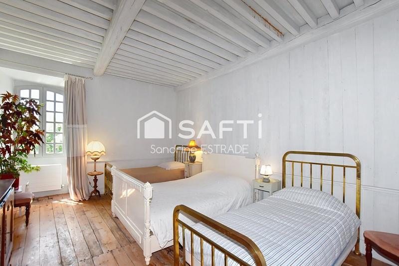 Maison - 296 m² - 7 pièces