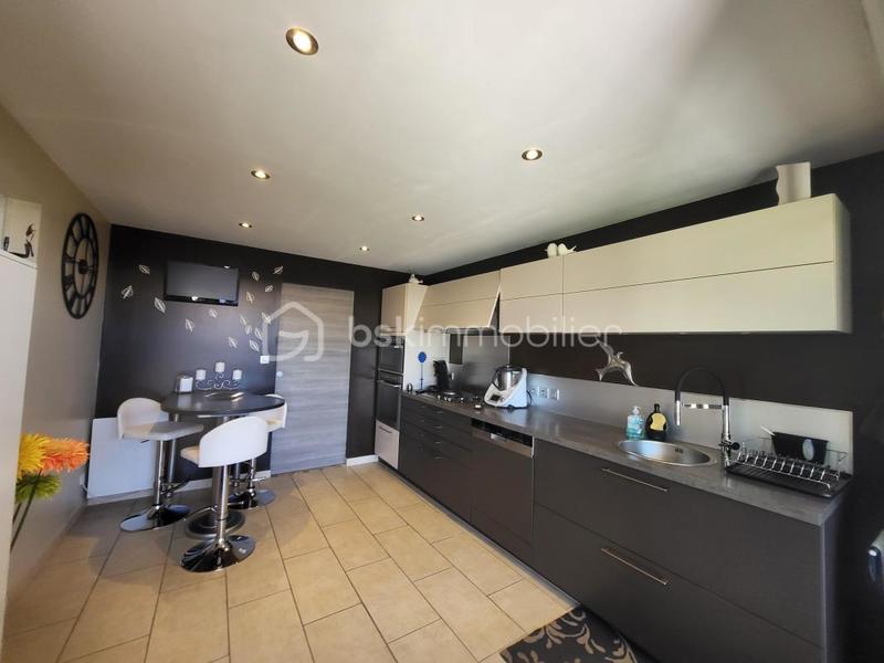 Maison - 152 m² - 5 pièces