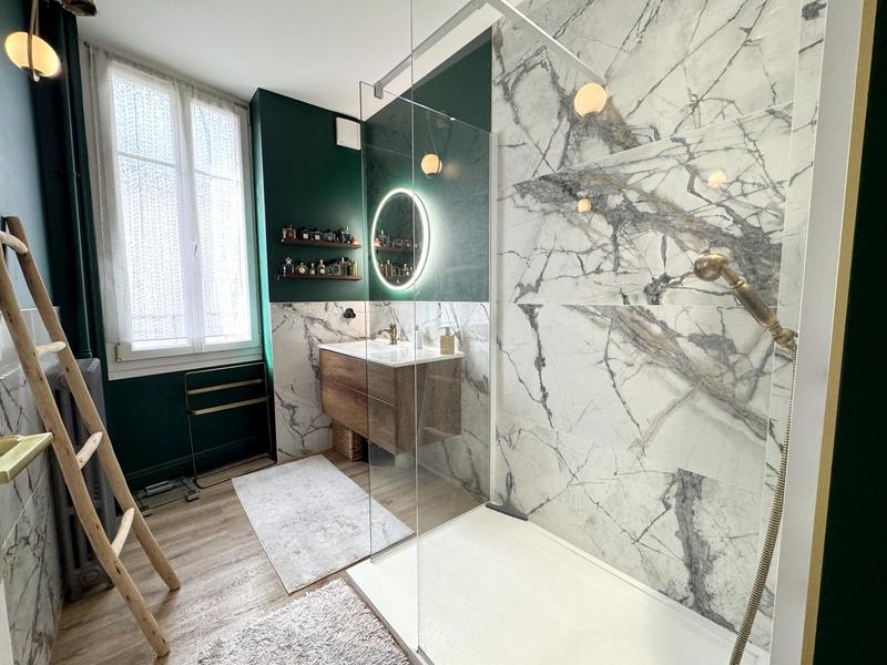 Appartement - 82 m² - 3 pièces