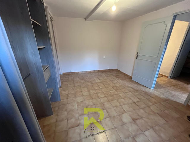 Maison de village - 75 m² - 4 pièces