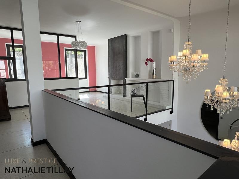 Maison - 182 m² - 6 pièces