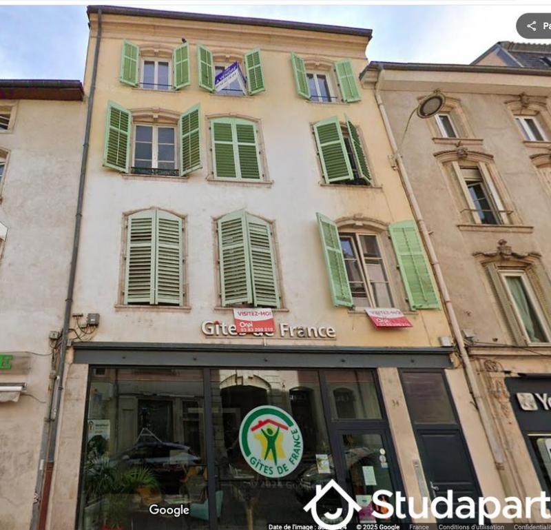 Chambre - 14 m² - 1 pièce