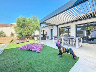 Maison - 153 m² - 5 pièces