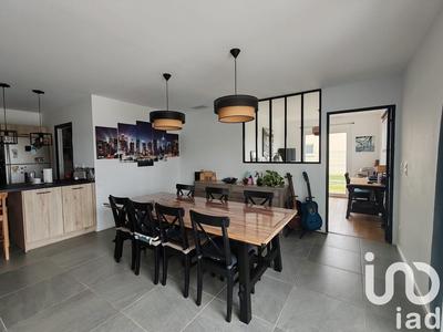 Maison - 113 m² - 6 pièces