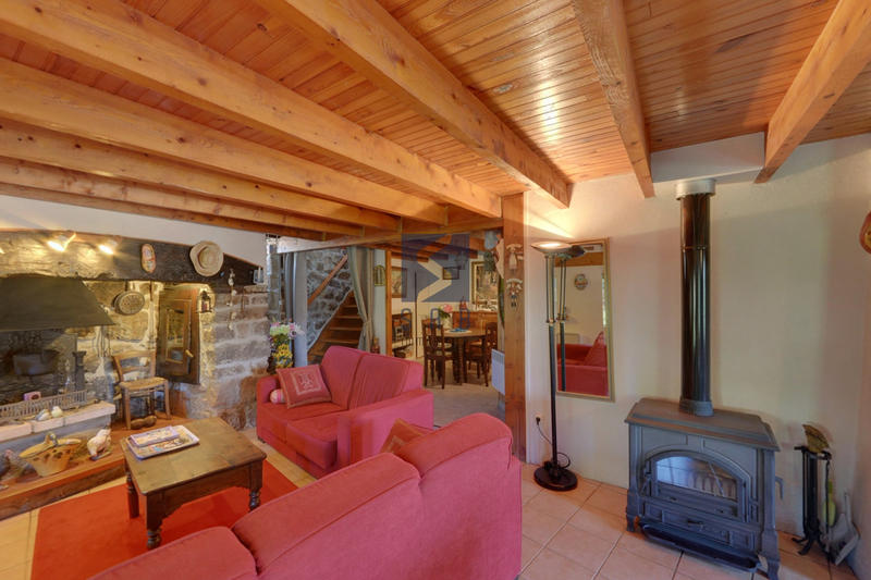 Maison - 113 m² - 5 pièces