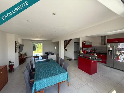 Maison - 126 m² - 6 pièces