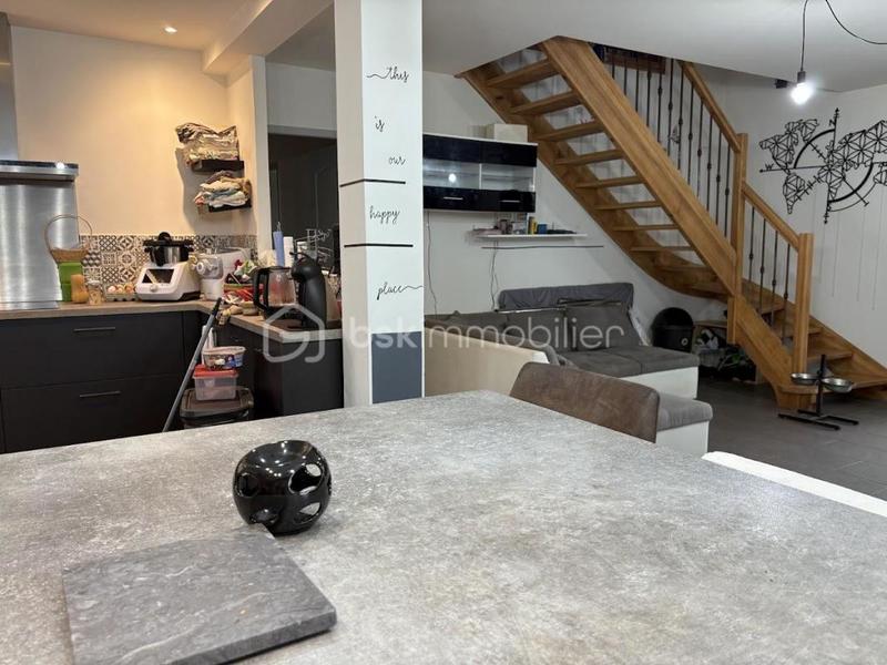 Maison - 188 m² - 6 pièces