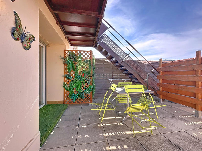 Maison - 196 m² - 5 pièces