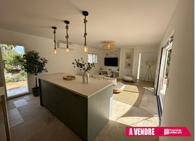Maison - 95 m² - 5 pièces
