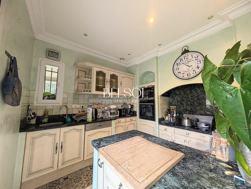 Maison - 155 m² - 6 pièces