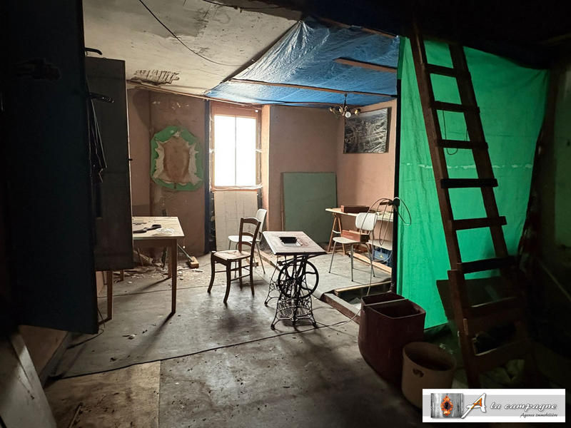 Maison - 99 m² - 3 pièces