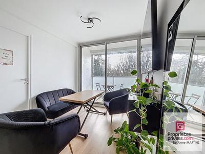 Appartement - 65 m² - 5 pièces