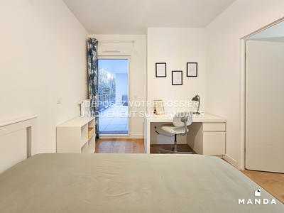 Chambre - 11 m² - 4 pièces