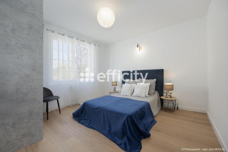 Maison de bourg - 170 m² - 6 pièces