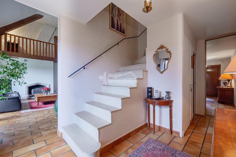 Maison - 147 m² - 6 pièces