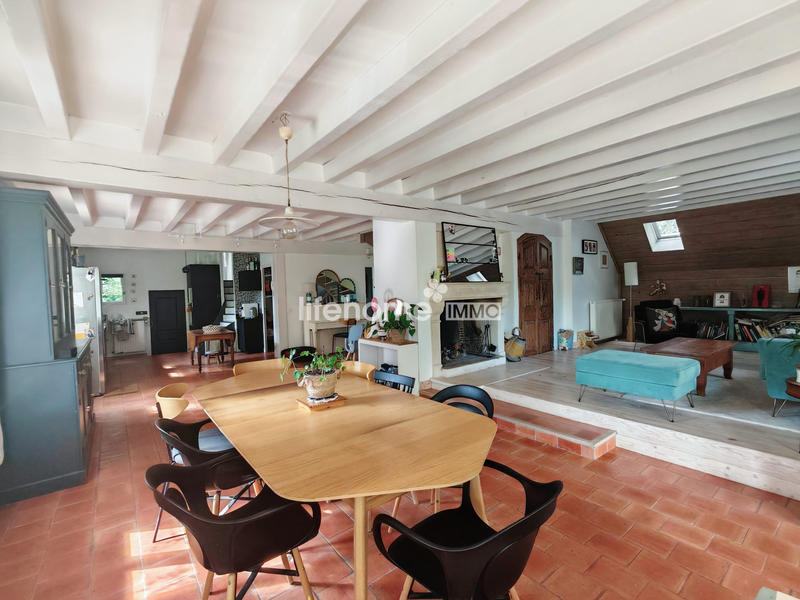 Maison - 190 m² - 8 pièces