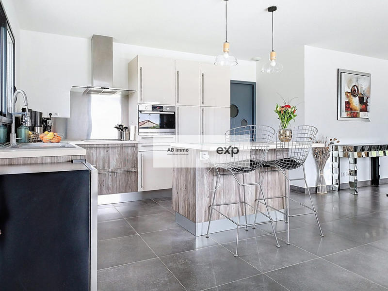 Villa - 141 m² - 5 pièces