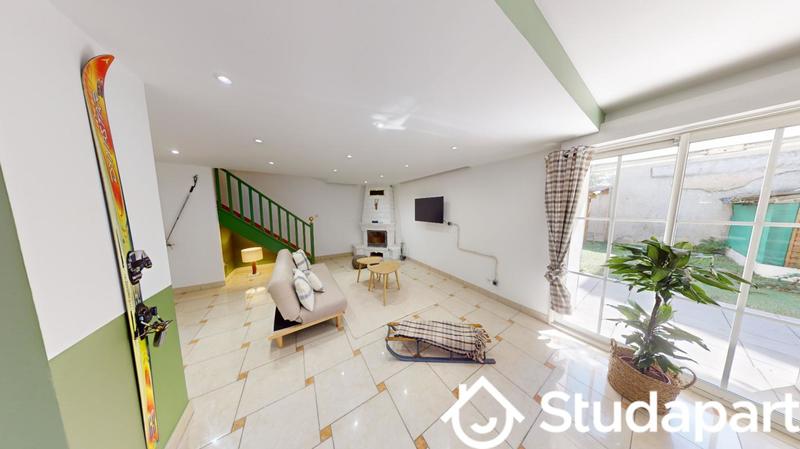 Chambre - 12 m² - 1 pièce