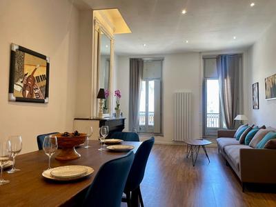 Appartement - 93 m² - 3 pièces