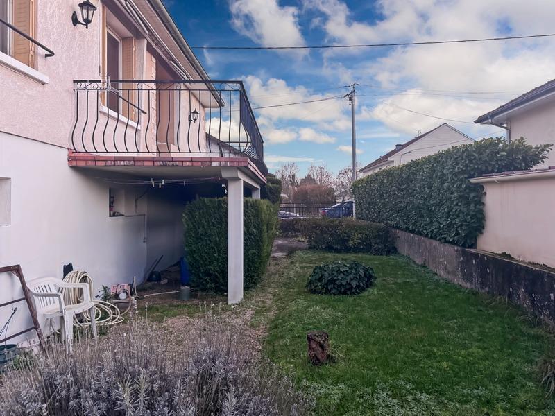 Maison - 86 m² - 4 pièces