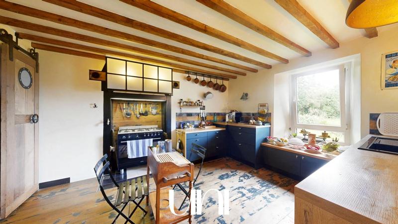 Maison - 150 m² - 8 pièces