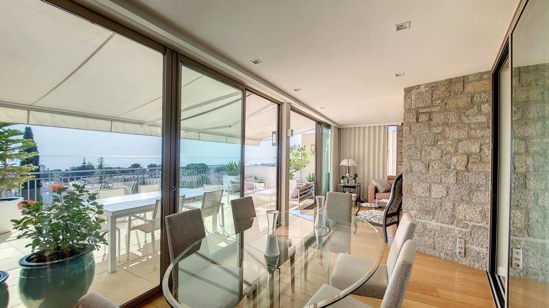 Appartement - 127 m² - 4 pièces