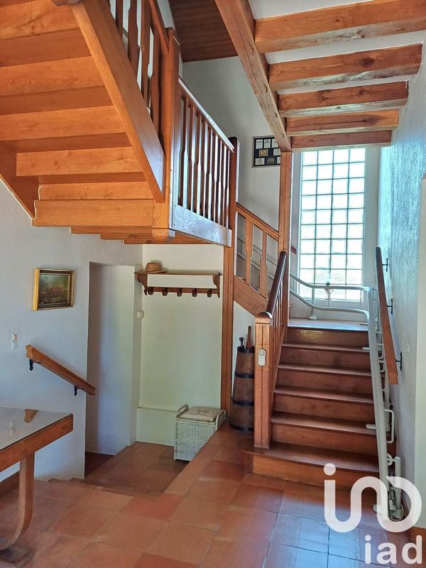 Maison - 180 m² - 8 pièces