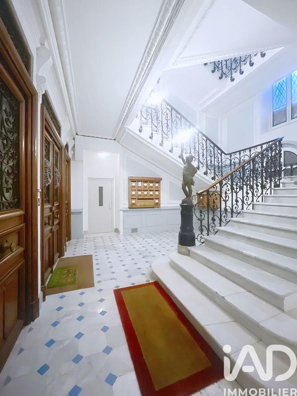 Appartement - 203 m² - 6 pièces