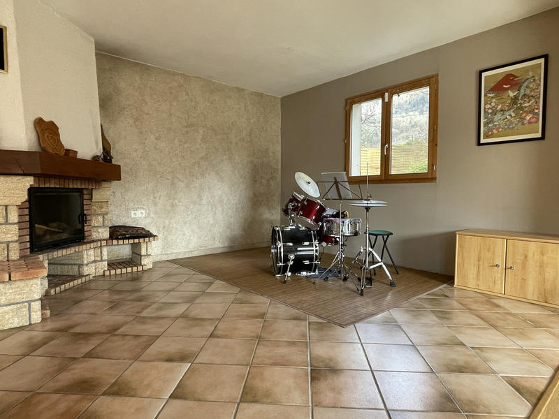 Maison - 211 m² - 7 pièces