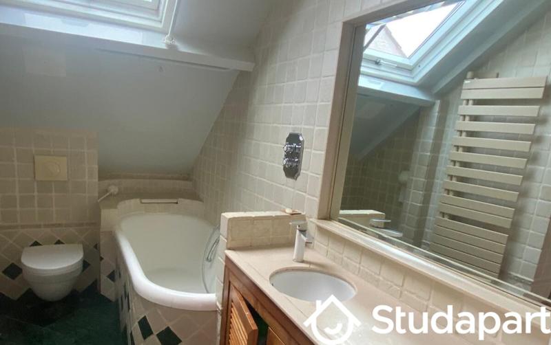 Chambre - 12 m² - 1 pièce