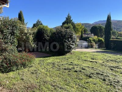 Maison - 157 m² - 6 pièces