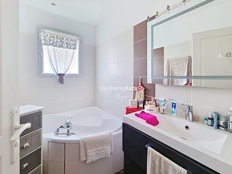 Maison - 70 m² - 3 pièces