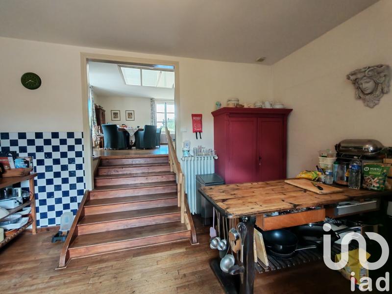 Maison - 235 m² - 10 pièces