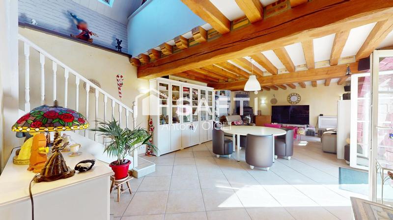 Maison - 280 m² - 6 pièces