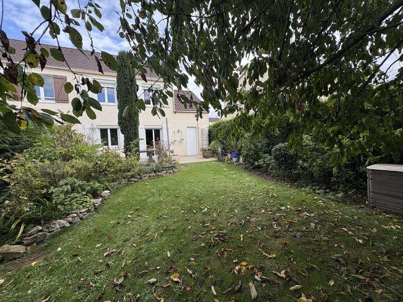 Maison - 85 m² - 6 pièces