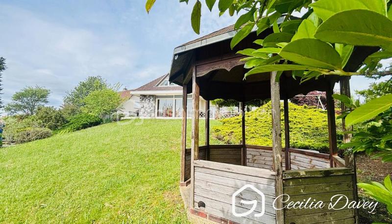 Villa - 210 m² - 7 pièces