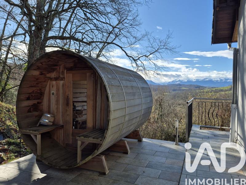 Maison - 135 m² - 5 pièces