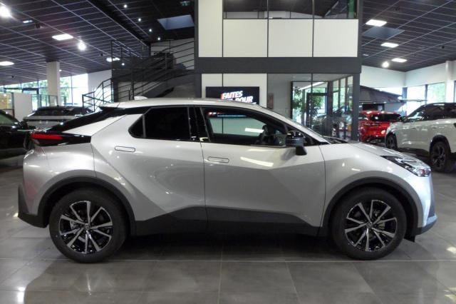 Toyota c-Hr Hybride 140 Design Business