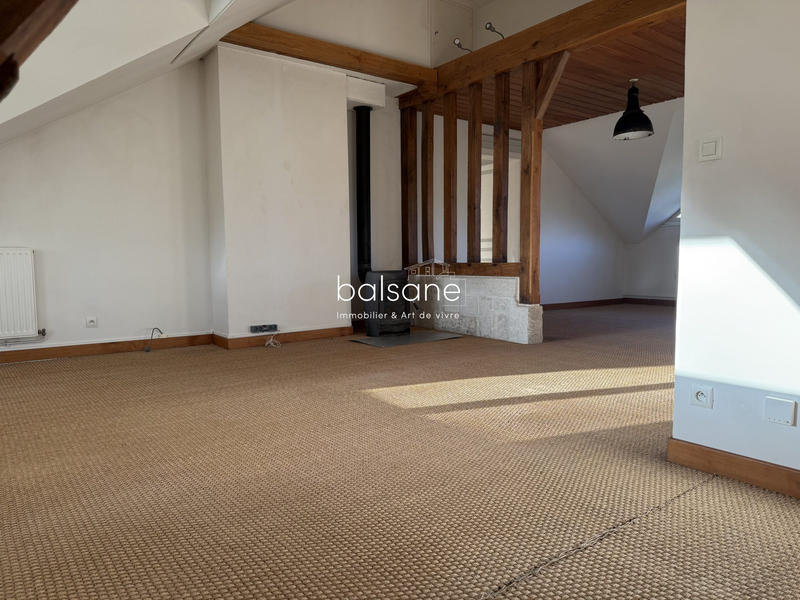 Appartement - 90 m² - 4 pièces