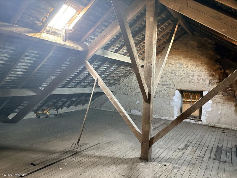 Maison - 187 m² - 5 pièces