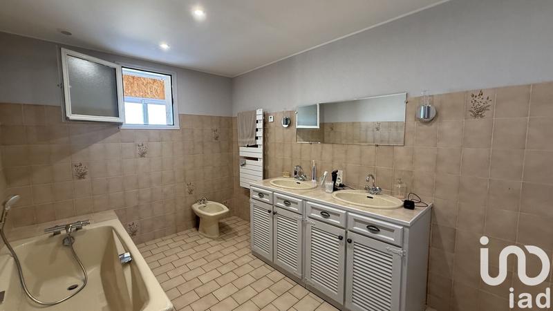 Maison de maîtres - 232 m² - 7 pièces