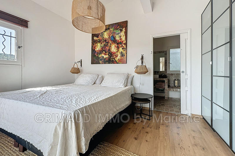 Villa - 280 m² - 10 pièces