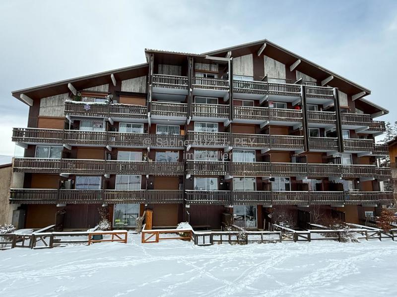 Studio - 30 m² - 1 pièce