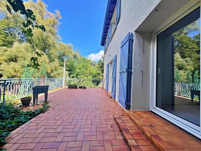 Maison - 145 m² - 5 pièces