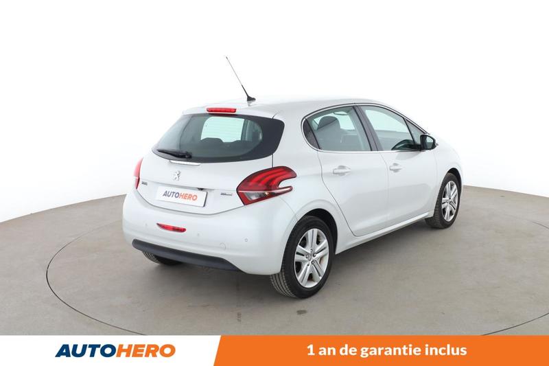 Peugeot 208 1.2 PureTech Allure Business 5p 110 ch