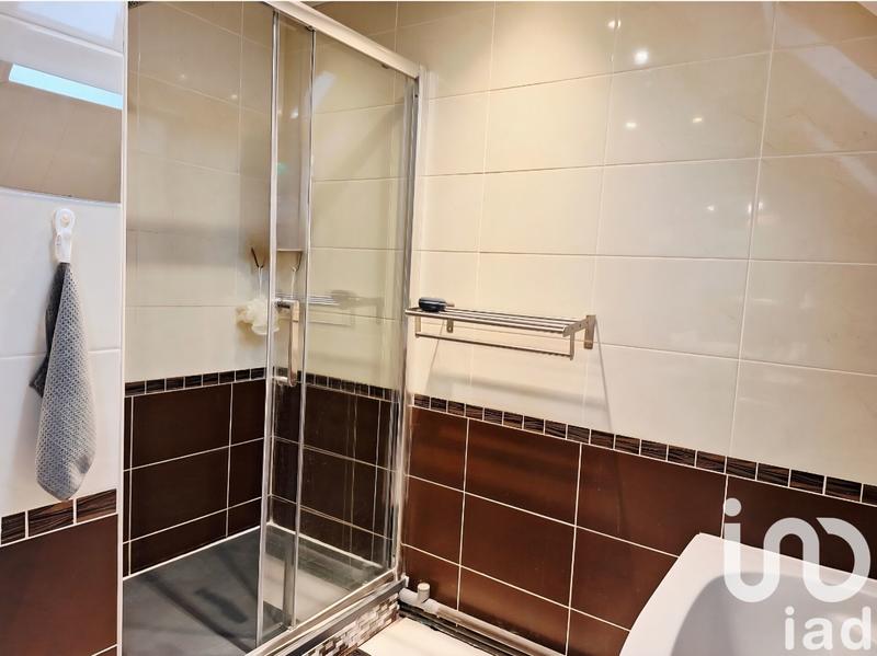 Maison - 94 m² - 6 pièces