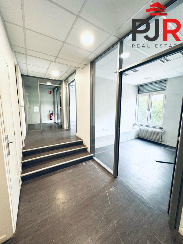 Local commercial - 382 m²