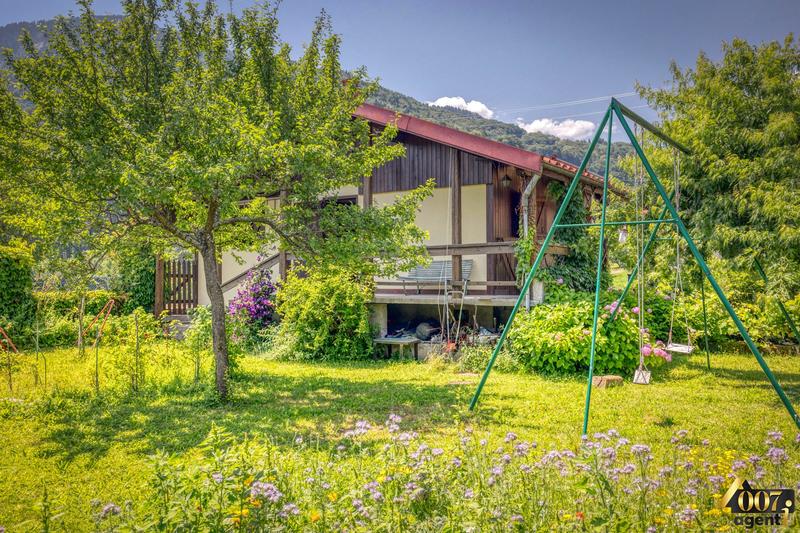 Maison - 182 m² - 7 pièces