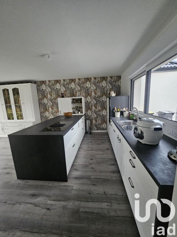 Maison - 104 m² - 4 pièces